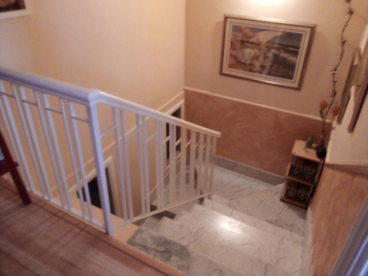 02-08-2019_30Escaleras subida.jpg